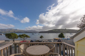 Akaroa Waterfront Apartment